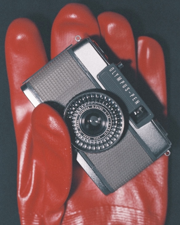 Как жениху позировать на свадьбе?