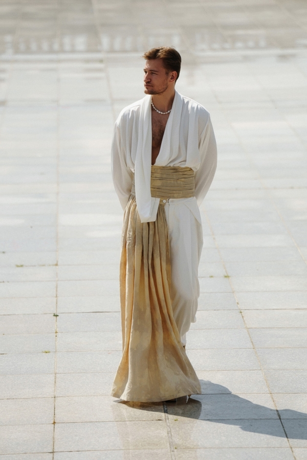 Интервью с женихом: об интеграции квеста в