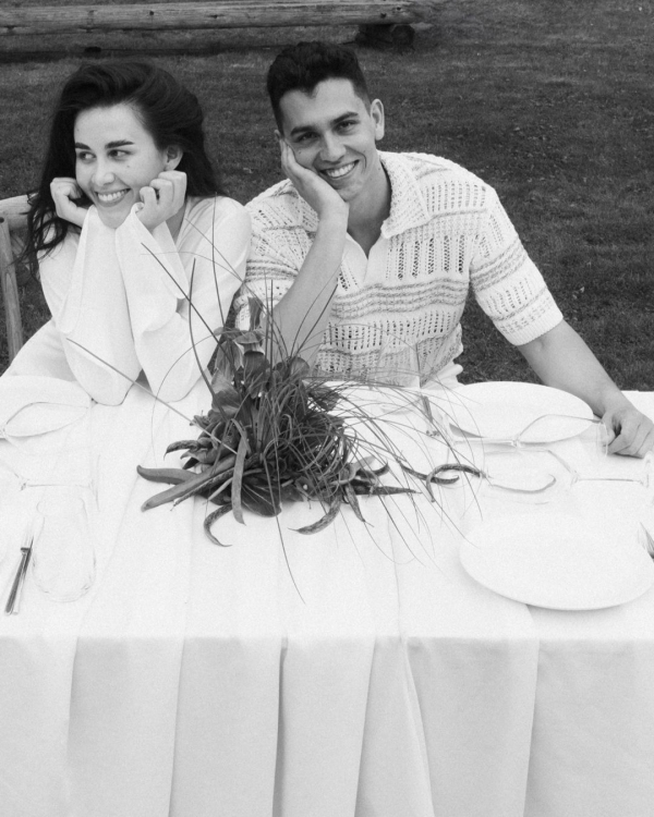 Как жениху позировать на свадьбе?