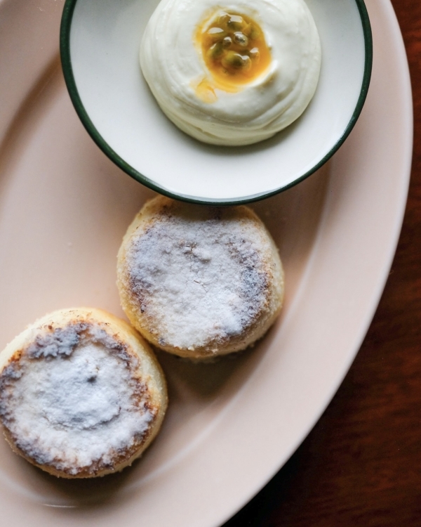 Кокосовые сырники в «Стрелке», разговоры об искусстве