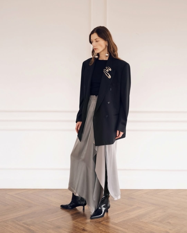 «Тотальная медитация» в «Зотове», винтажные сокровища в