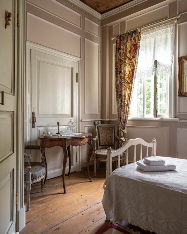 Как качественно провести майские праздники вдвоем?