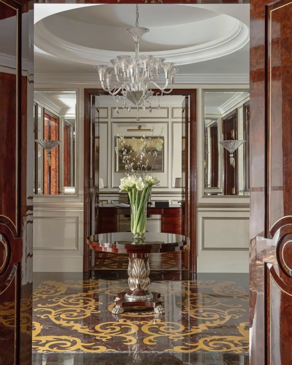 Люксы для камерных свадеб в отелях Москвы