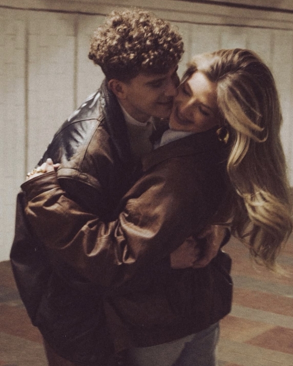 Аня Покров и Артур Бабич расписались