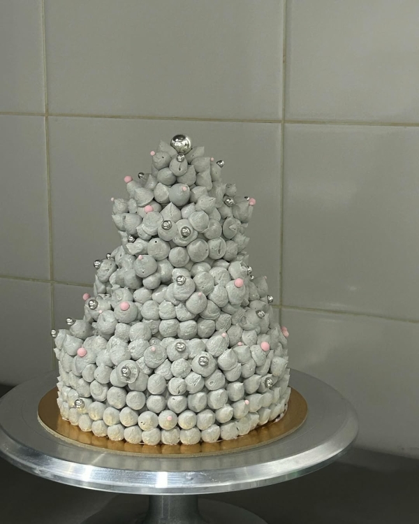 Где заказать дизайнерский свадебный торт в Москве?