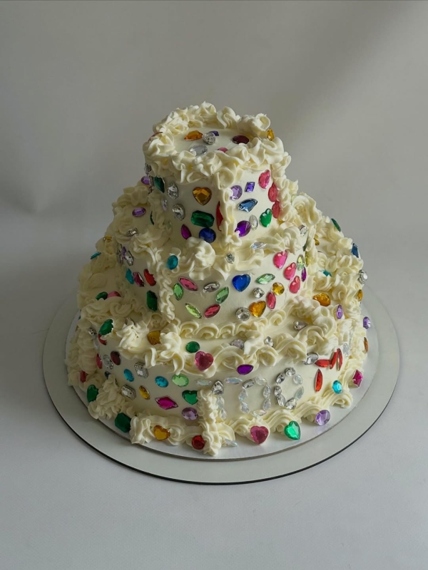 Где заказать дизайнерский свадебный торт в Москве?