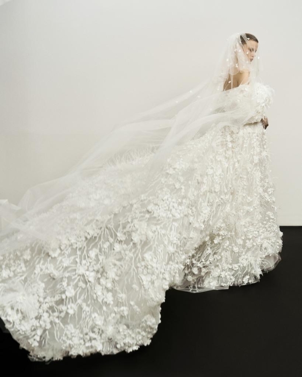 Где купить стильную фату в Москве?