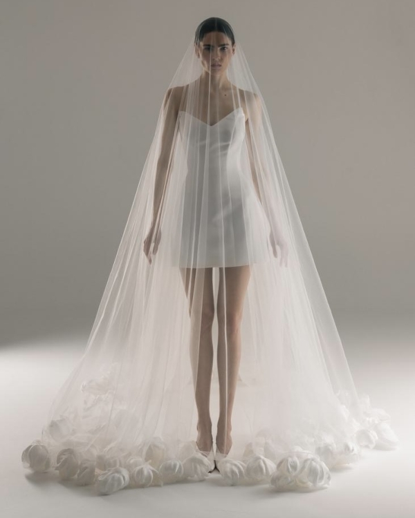 Где купить стильную фату в Москве?