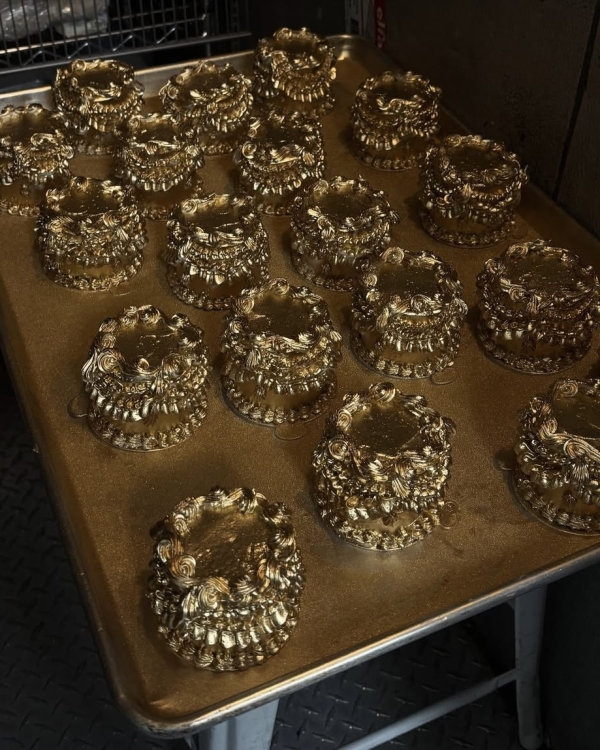 30+ идей декора свадебного торта–2026 в стиле