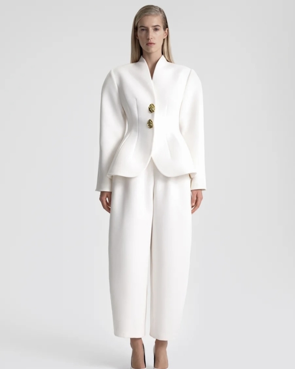 Не только платья: 7 альтернативных образов для