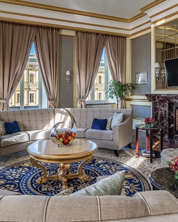 Люксы для камерных свадеб в отелях Москвы