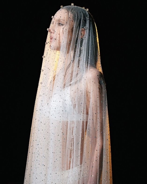 Где купить стильную фату в Москве?