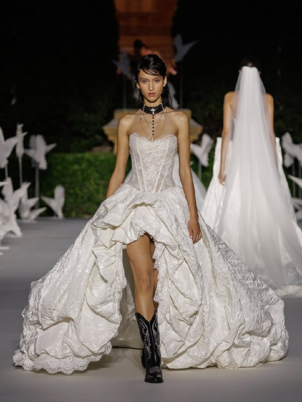 Неделя свадебной моды в Барселоне — 2027: