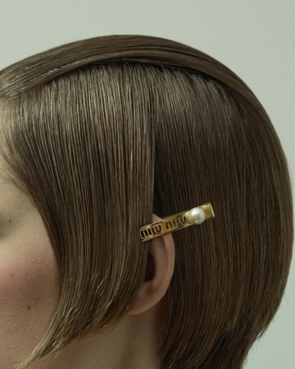 Свадебные прически на короткие волосы — 2026: