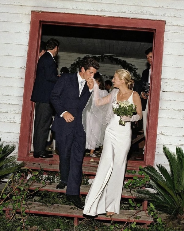 30+ треков из 90-х, которые идеально подойдут