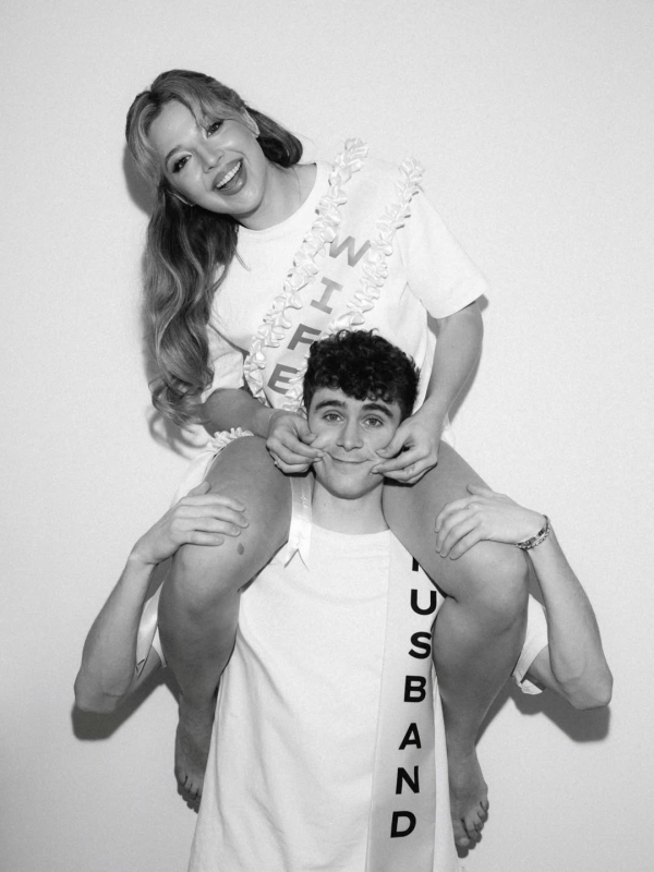 Аня Покров и Артур Бабич расписались