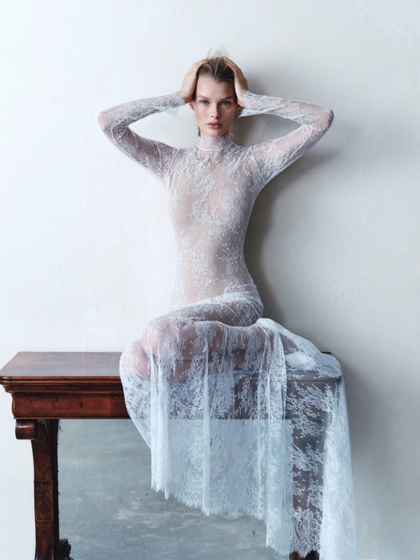 Кружевное свадебное платье — это модно. Нашли