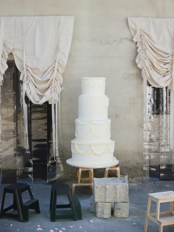 Где заказать дизайнерский свадебный торт в Москве?