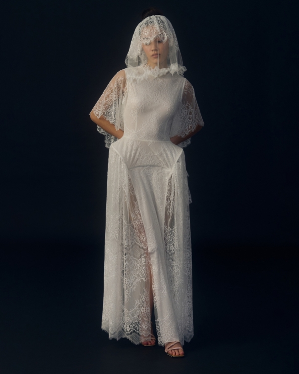 Кружевное свадебное платье — это модно. Нашли