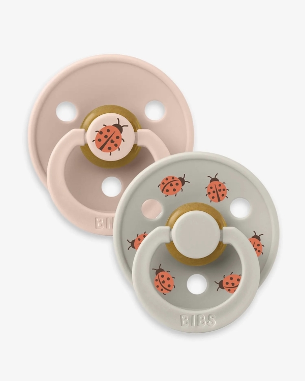 Что подарить на выписку из роддома?