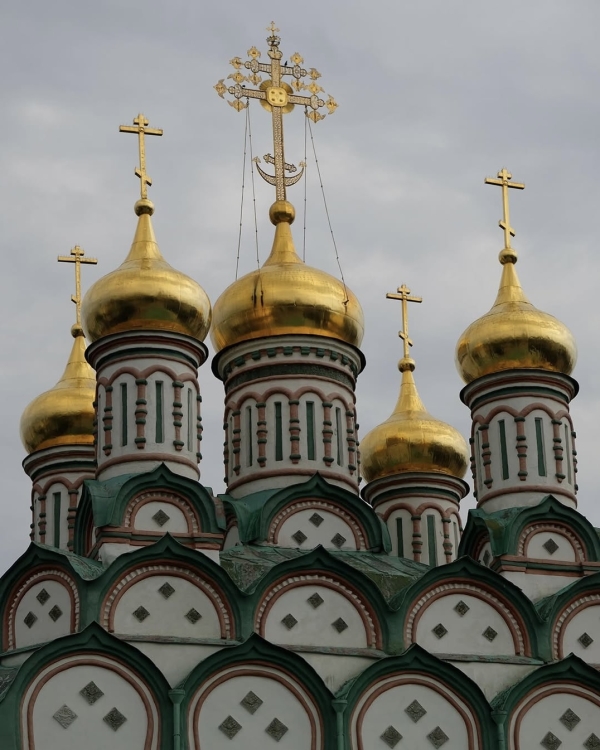 Самые красивые храмы Москвы, где можно освятить