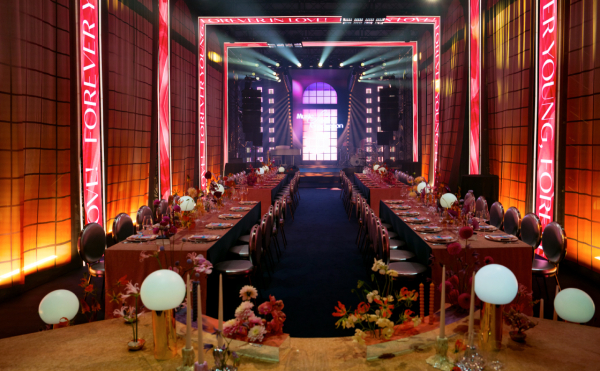 Агентства Royal Wedding