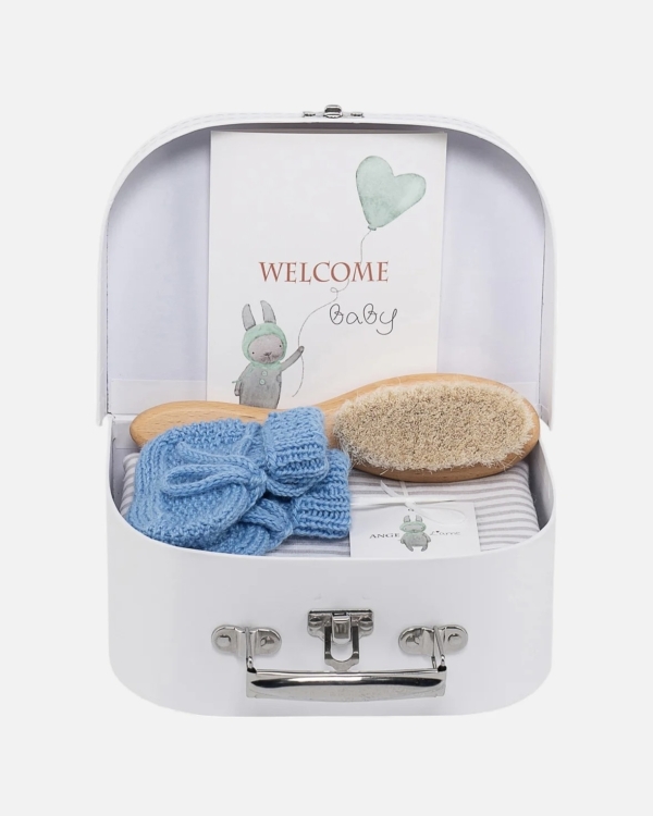 Что подарить на выписку из роддома?