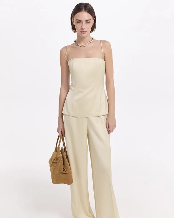 Не только платья: 7 альтернативных образов для