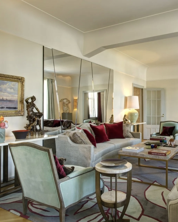 Люксы для камерных свадеб в отелях Москвы