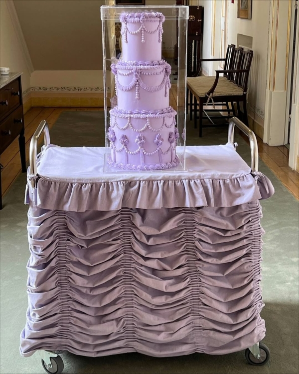 30+ идей декора свадебного торта–2026 в стиле