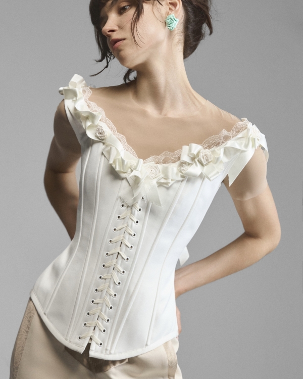 Не только платья: 7 альтернативных образов для