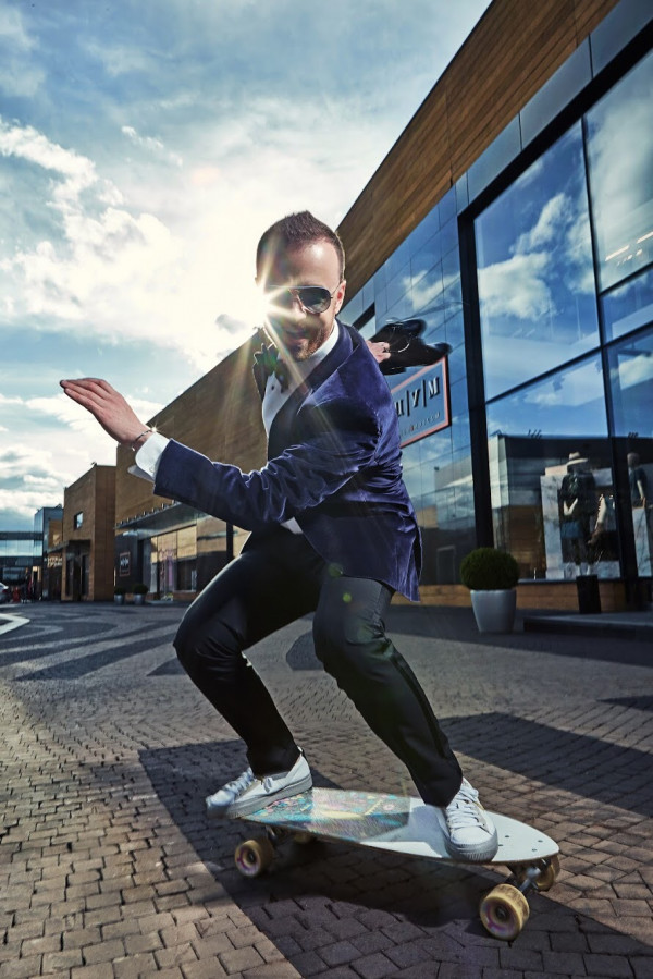 Ведущие Михаил Белянин