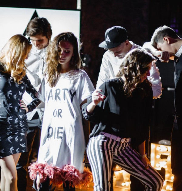 Out Law: свадебная вечеринка Артема и Алисы