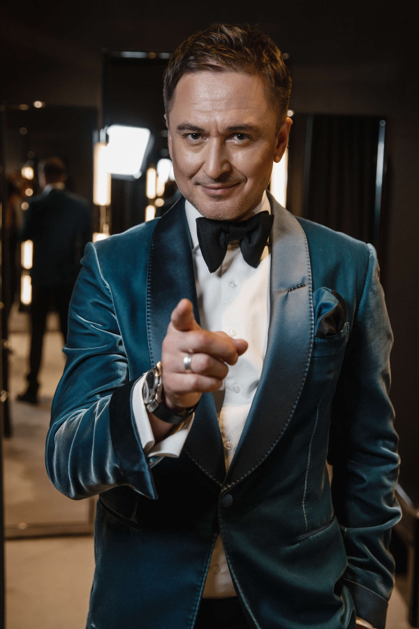 It's a Man's World: ведущие примерили образы