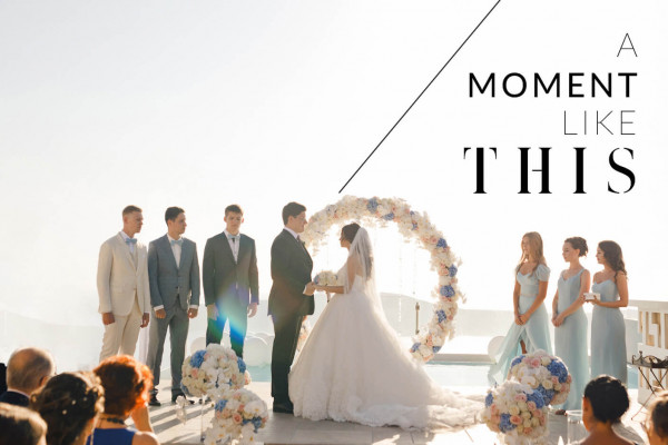 #MarryMeOnSantorini: белоснежная свадьба в Греции