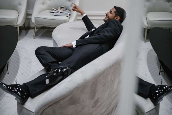 It's a Man's World: ведущие примерили образы