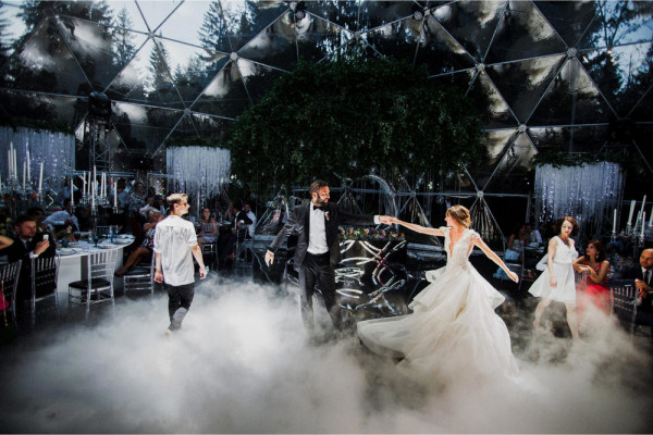 Свадьба в прозрачном шаре