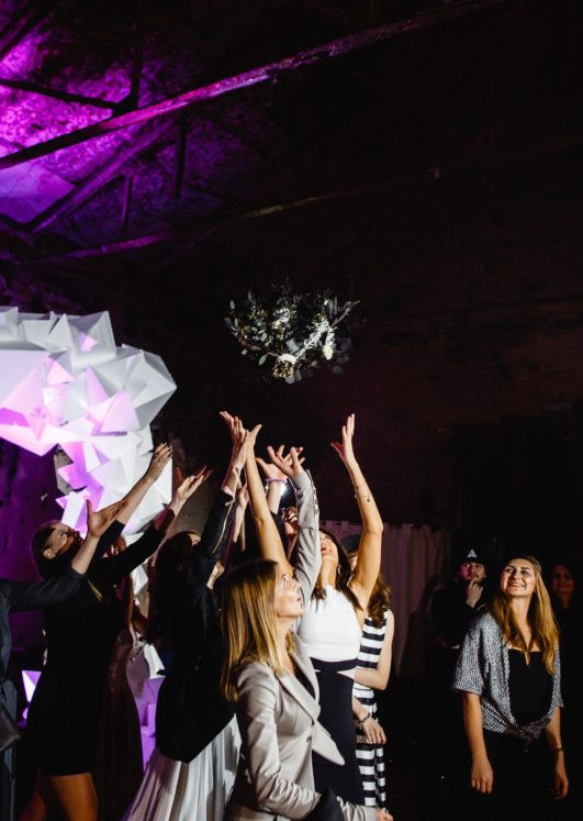 Out Law: свадебная вечеринка Артема и Алисы