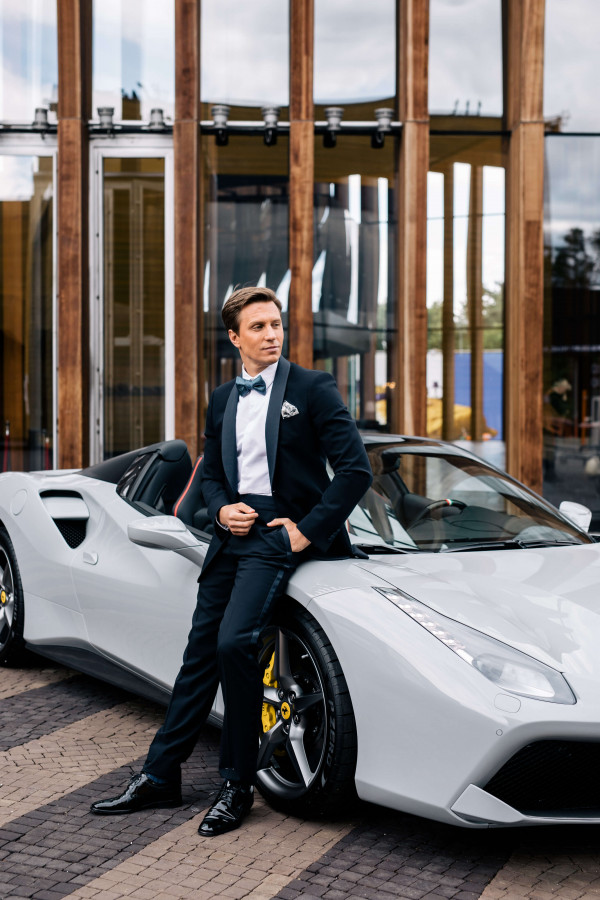 It's a Man's World: ведущие примерили образы