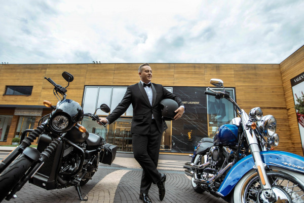 It's a Man's World: ведущие примерили образы