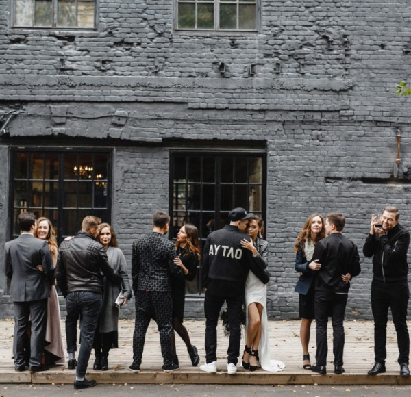 Out Law: свадебная вечеринка Артема и Алисы