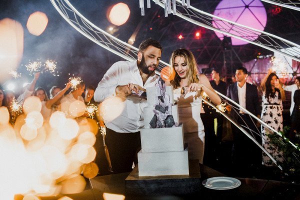 Свадьба в прозрачном шаре