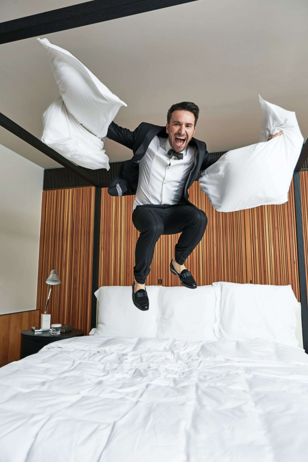 It's a Man's World: ведущие примерили образы