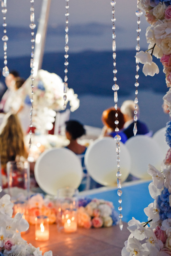 #MarryMeOnSantorini: белоснежная свадьба в Греции