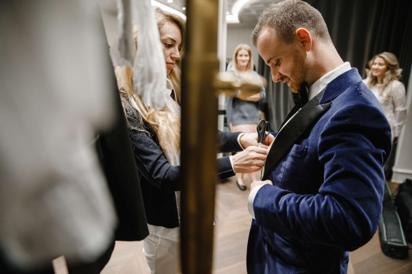 It's a Man's World: ведущие примерили образы