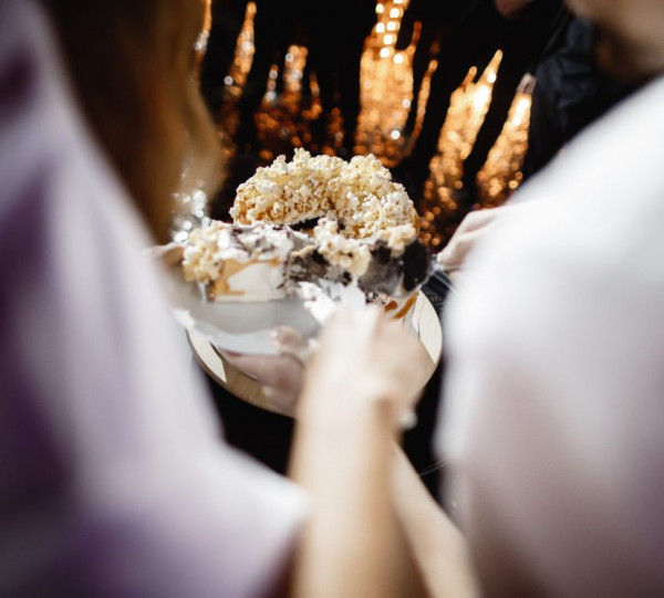 Out Law: свадебная вечеринка Артема и Алисы