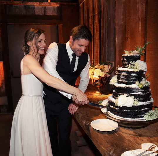 Малышка на миллион: Хилари Суонк вышла замуж