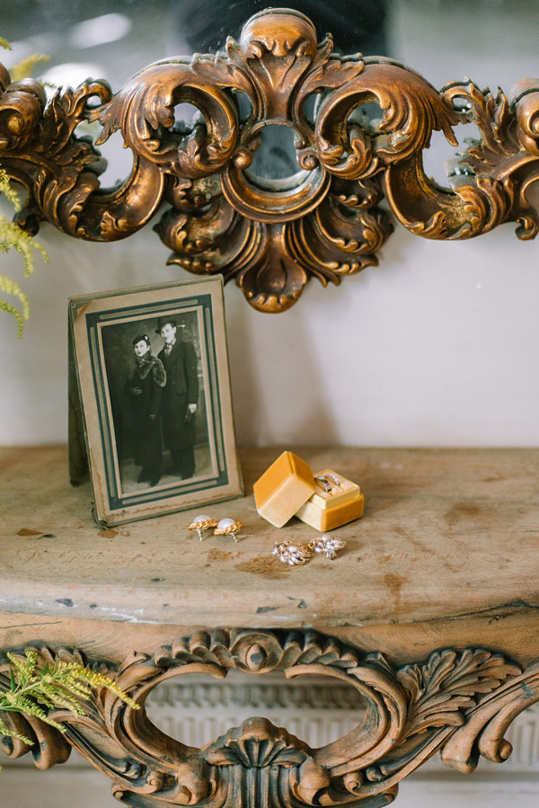 Сияющая кожа — основа свадебного макияжа