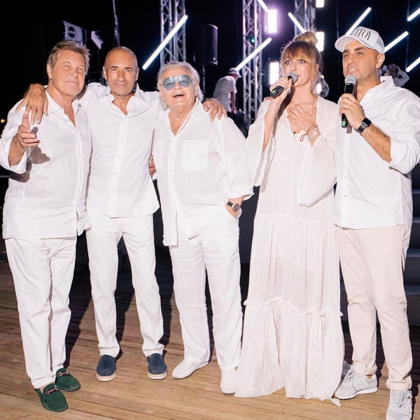 Ведущие Олег Савельев