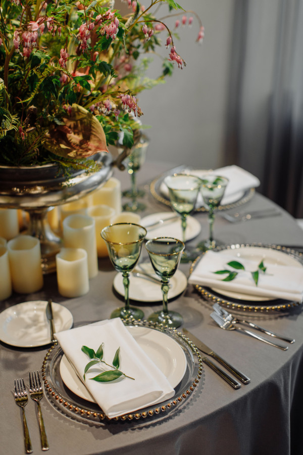 Самые модные варианты свадебной сервировки